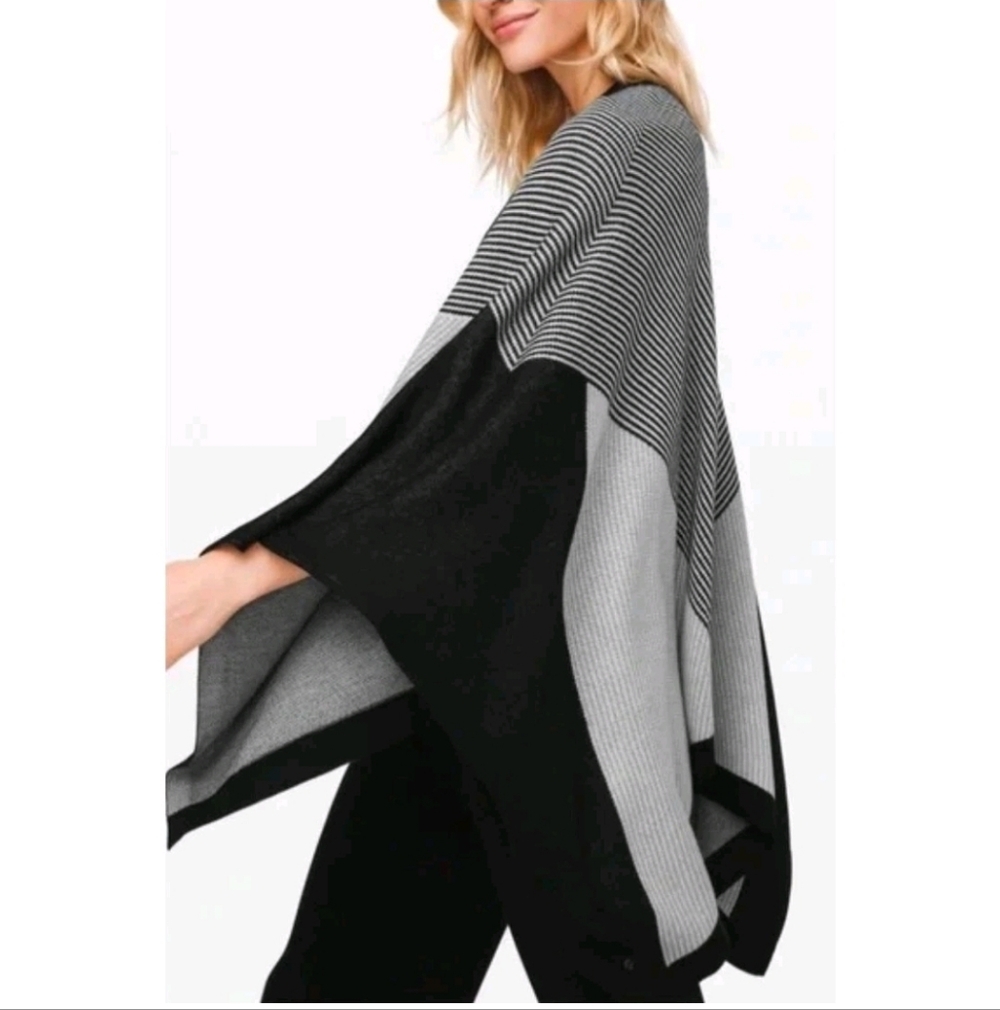 Lululemon Here for Serenity Wrap